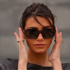 Meller Nayah Sunglasses Red Brown